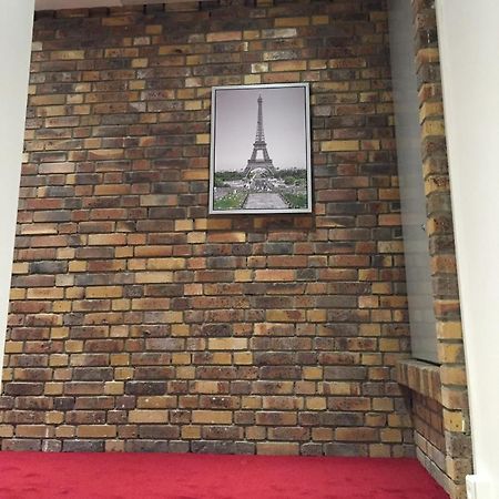 Апартаменты Tour Eiffel Grenelle Париж Экстерьер фото