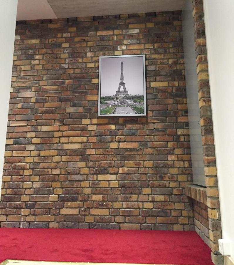 Апартаменты Tour Eiffel Grenelle Париж Экстерьер фото
